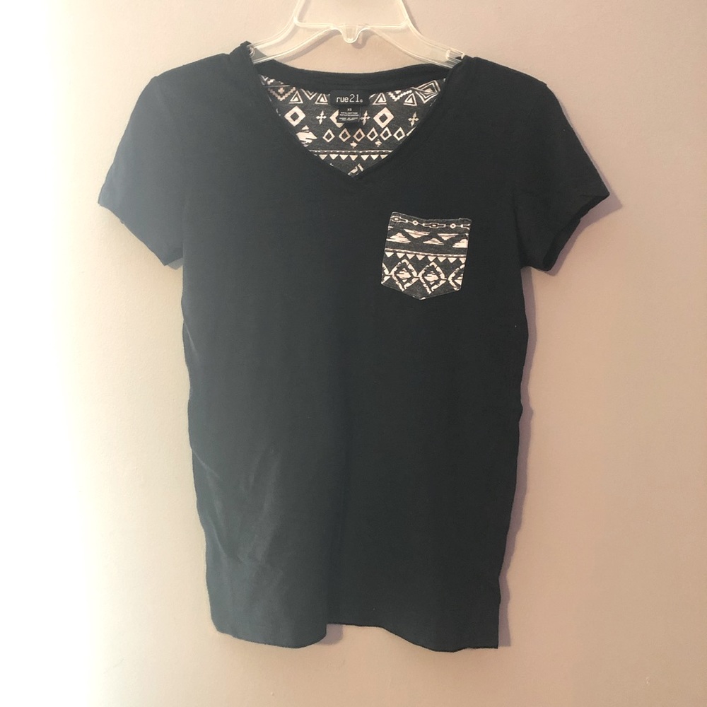 Rue21 short sleeve shirt
